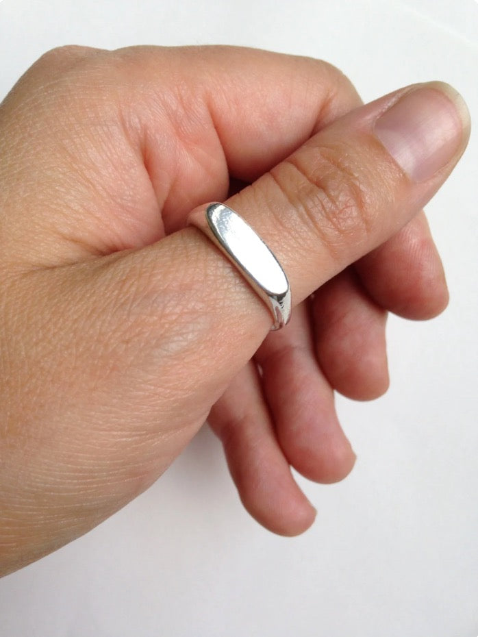 Jane Signet Ring