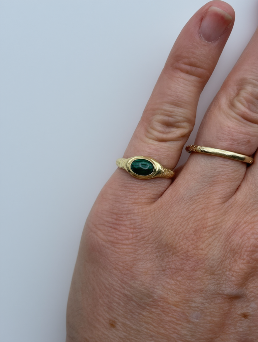 Malachite ring