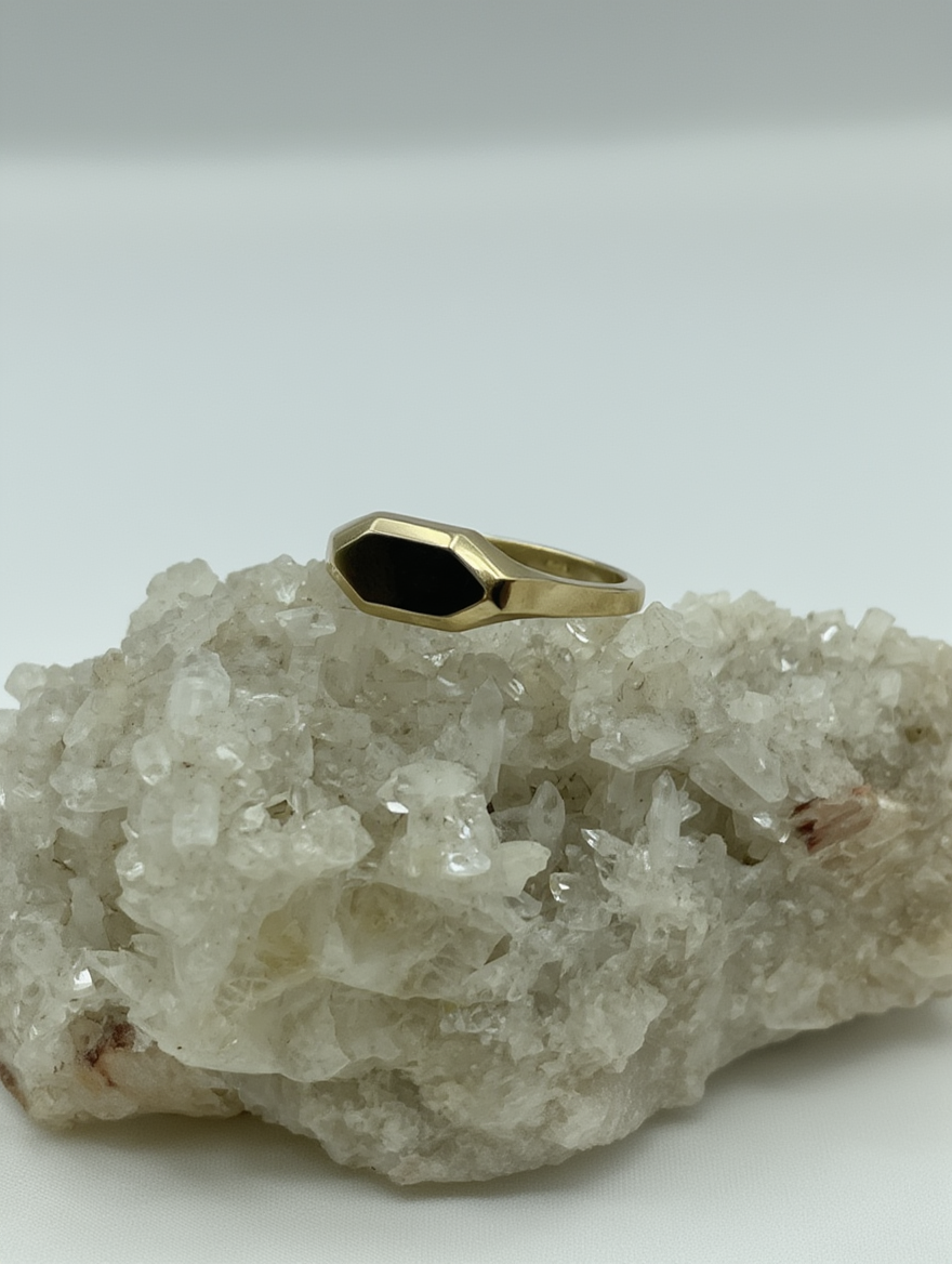 Pollygone Signet Ring