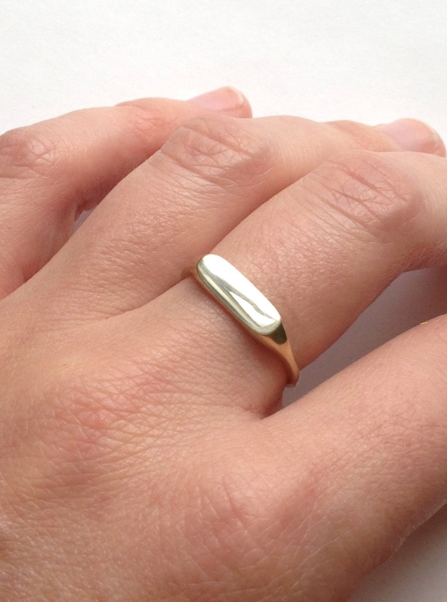 Buttercup Signet Ring