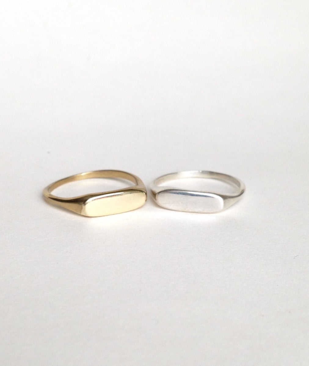 Buttercup Signet Ring