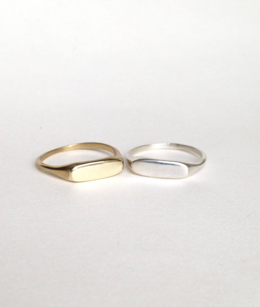Buttercup Signet Ring
