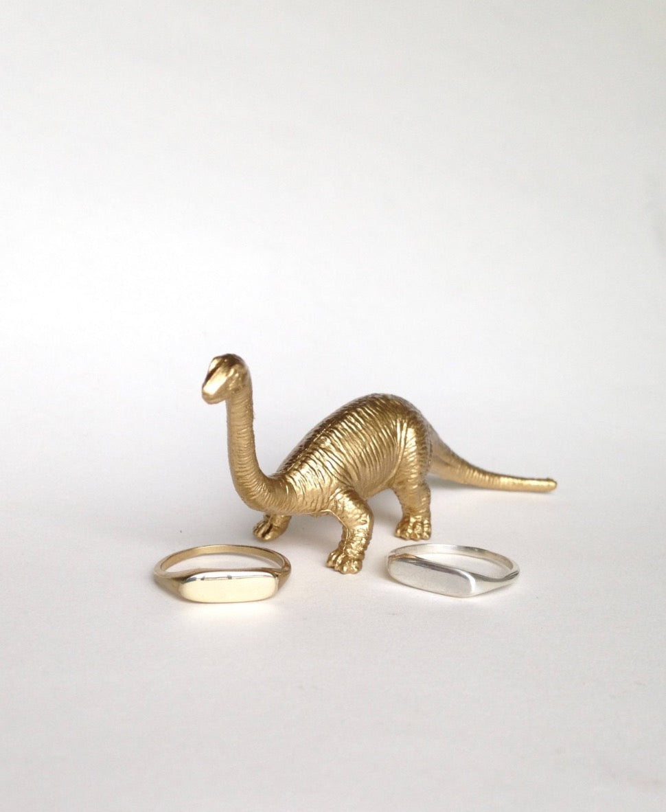 Buttercup Signet Ring
