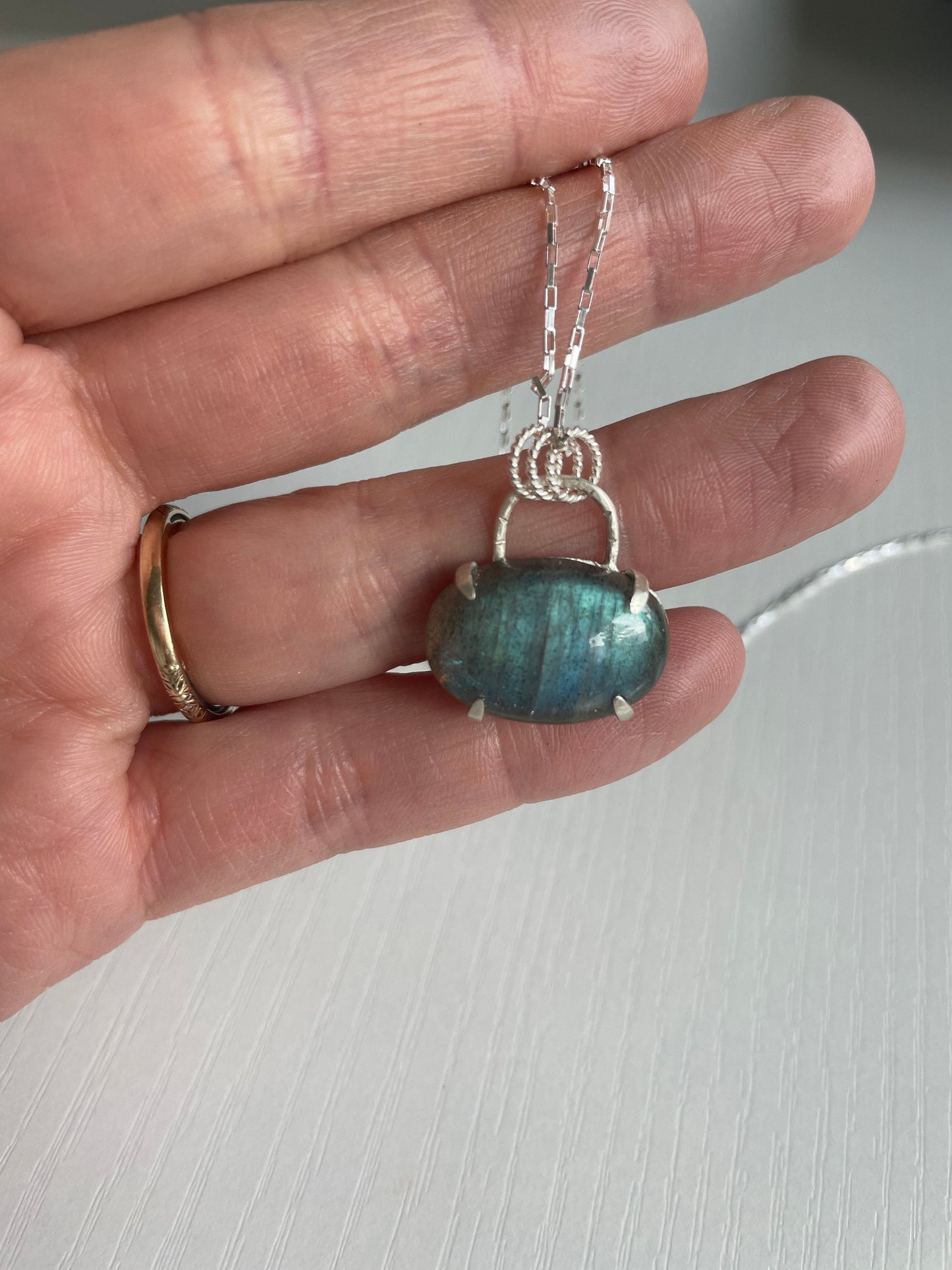 East West Oval Labradorite Cabochon Necklace